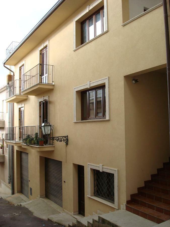 Terre Di Gratia Bed and Breakfast Camporeale Exteriör bild